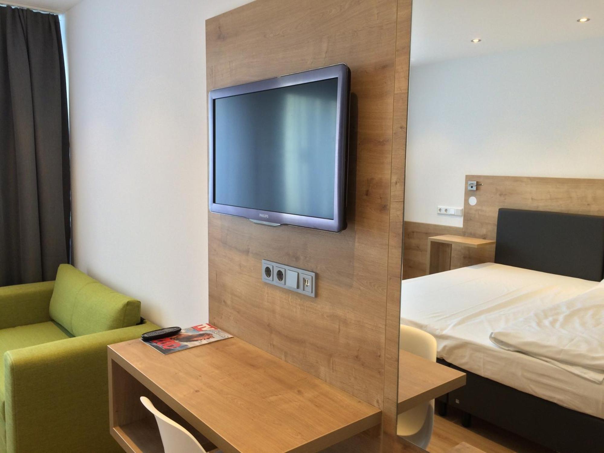 Hotel Knorz Zirndorf Esterno foto